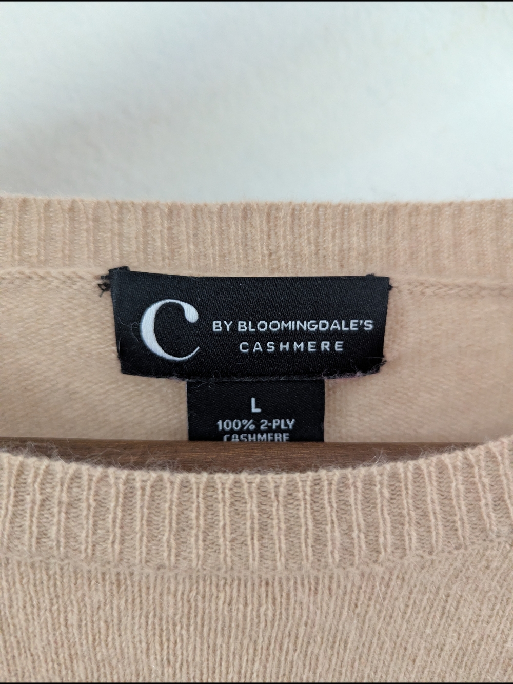 100% Cashmere Colorblock Sweater - Picture 5 of 5